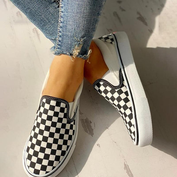 Women Checkered Flat Casual Canvas Sneakers